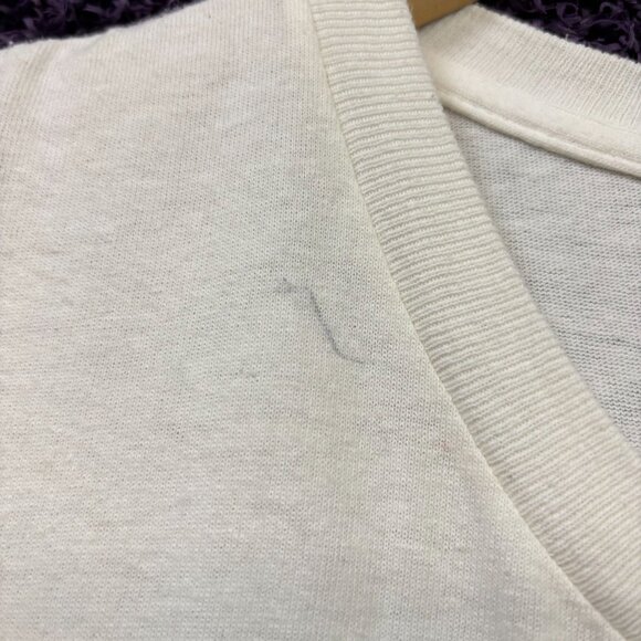 Blink 182 Smiley Face Rock Tshirt size L/XL - Picture 5 of 5